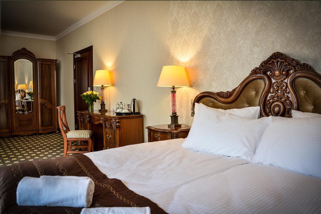 Komoda Club Residence Kaliszki Rom bilde